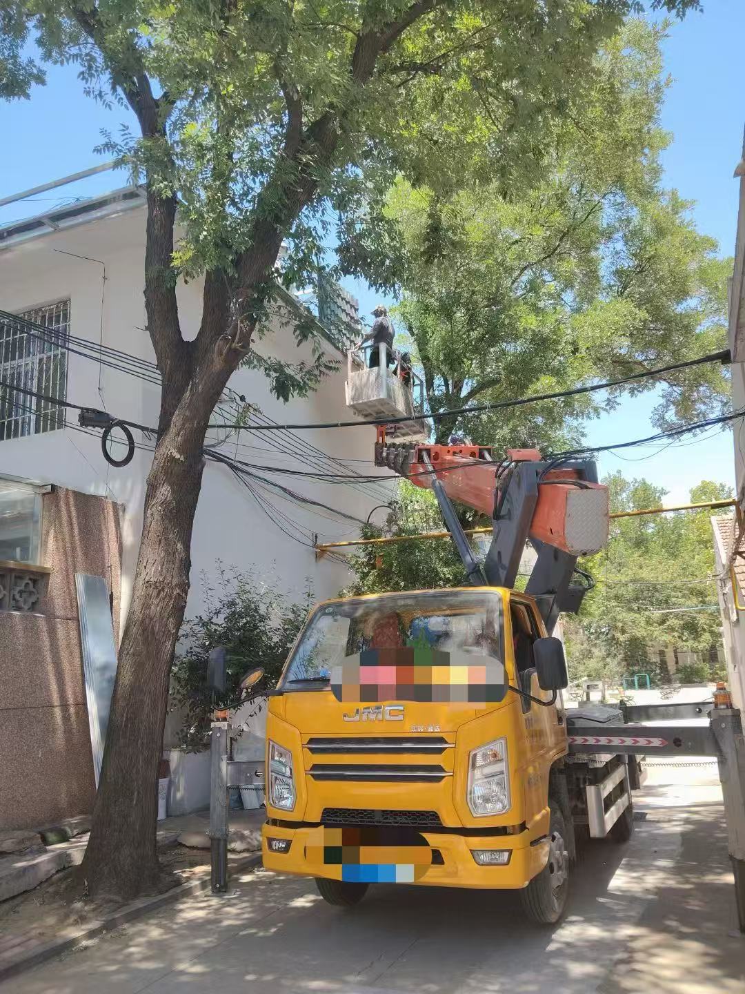 点军区高空作业车能吊装重物吗？最大承载多少公斤？